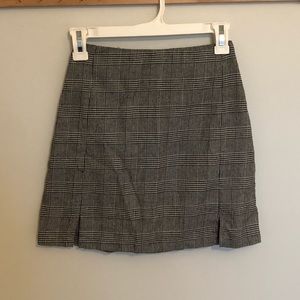 Brandy Melville Plaid Cara Skirt